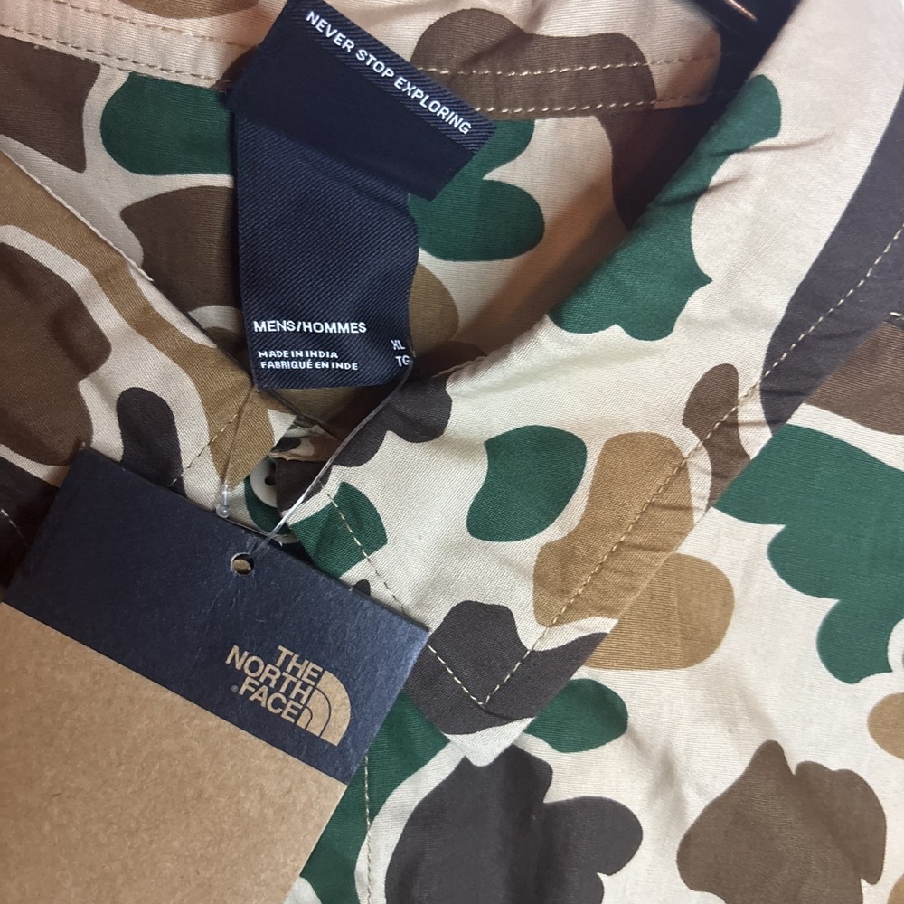The North Face Shirt Mens XL Duck Camo Short Sleeve Pocket Button Up - Picture 3 of 16